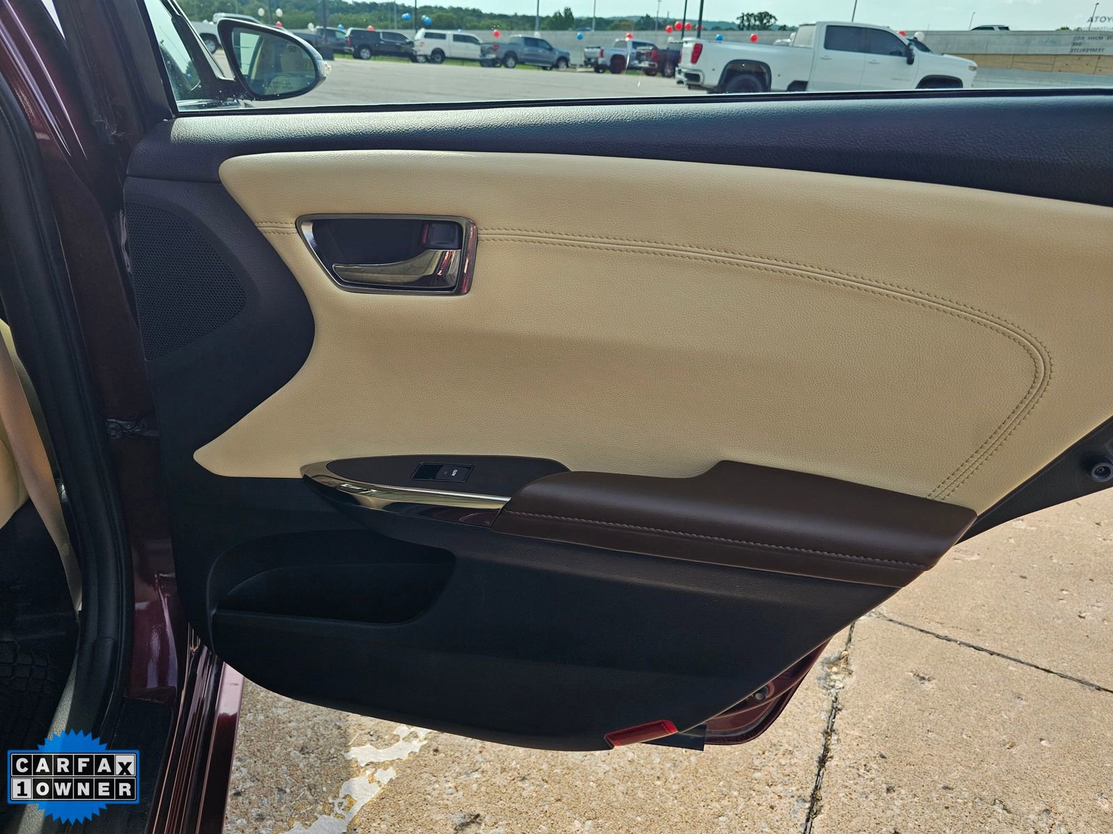 Used 2016 Toyota Avalon XLE FWD image 35