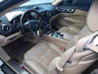 Used 2013 Mercedes-Benz SL 63 AMG image 2
