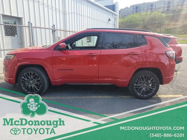 Used 2023 Jeep Compass Limited w/ Elite Group for (Red) Edition AWD/4WD image 2