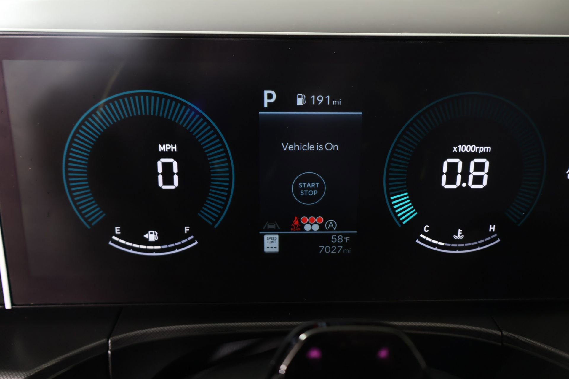 Used 2025 Hyundai Santa Fe XRT image 4