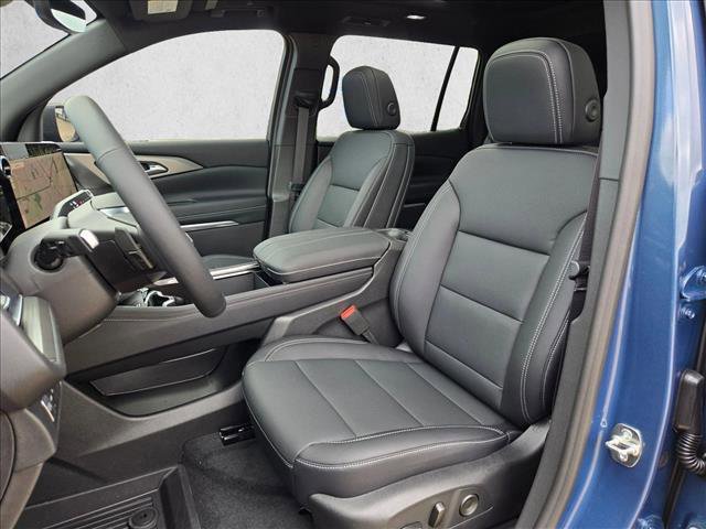 New 2026 Chevrolet Traverse LT w/ Sun and Wheel Package image 4