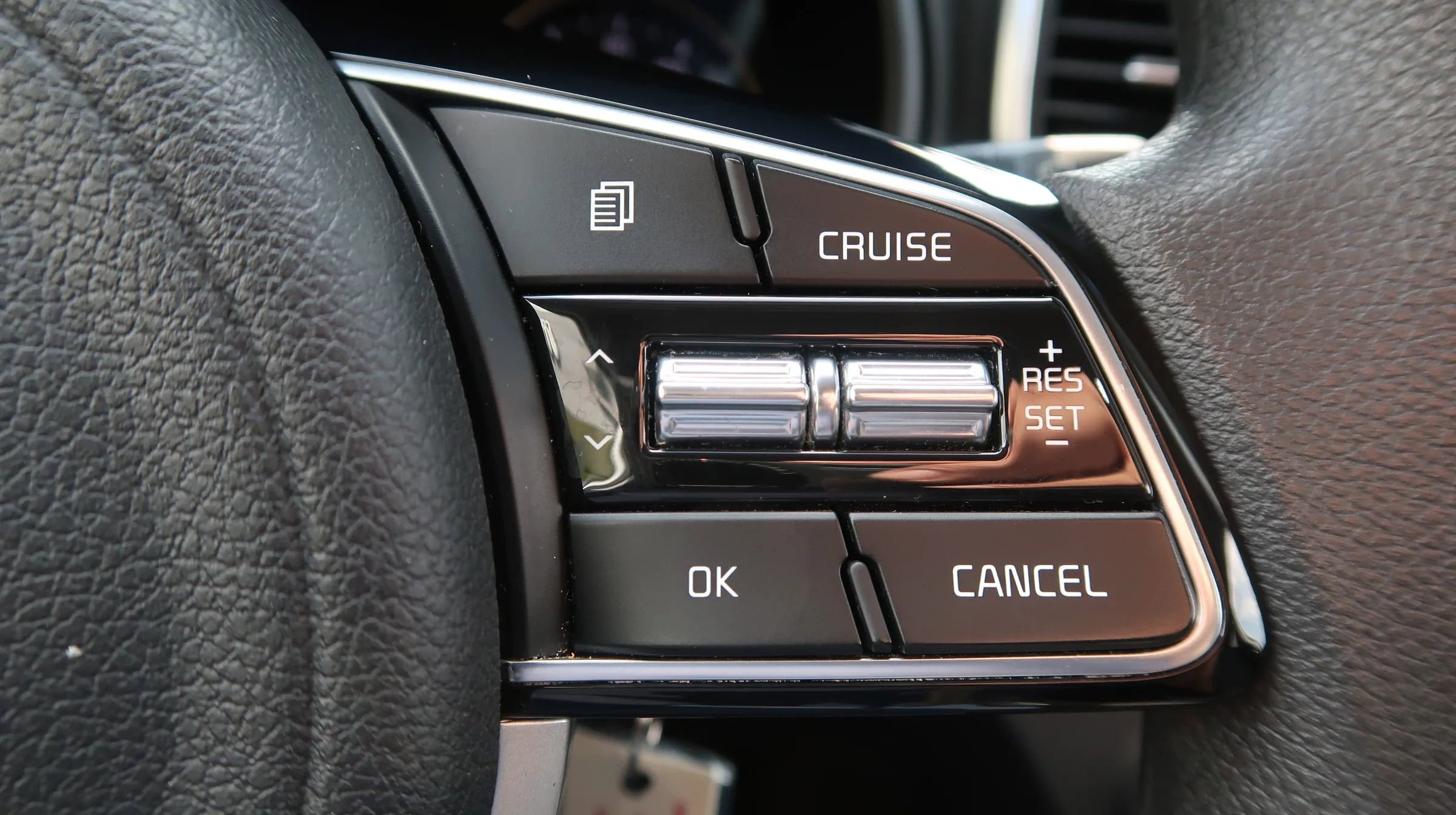 Used 2022 Kia Sportage LX image 33