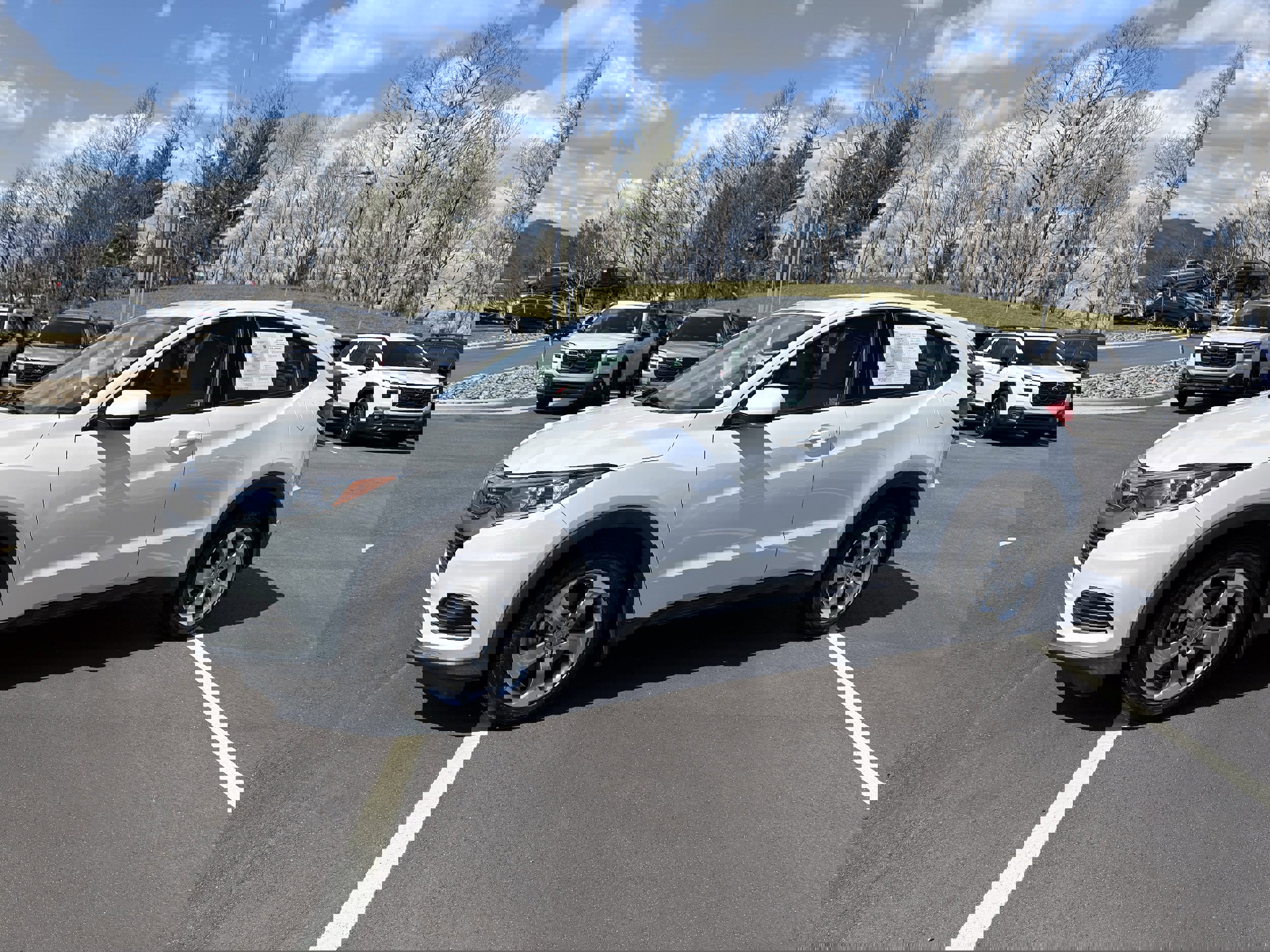 Used 2021 Honda HR-V LX image 4