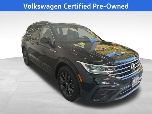 Certified 2023 Volkswagen Tiguan SE w/ Panoramic Sunroof Package image 4