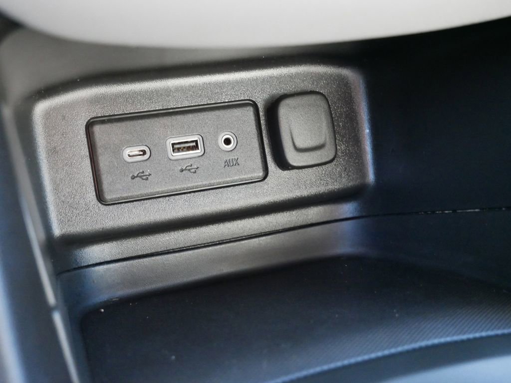 Used 2023 Chevrolet Equinox LS w/ LS Convenience Package AWD/4WD image 28
