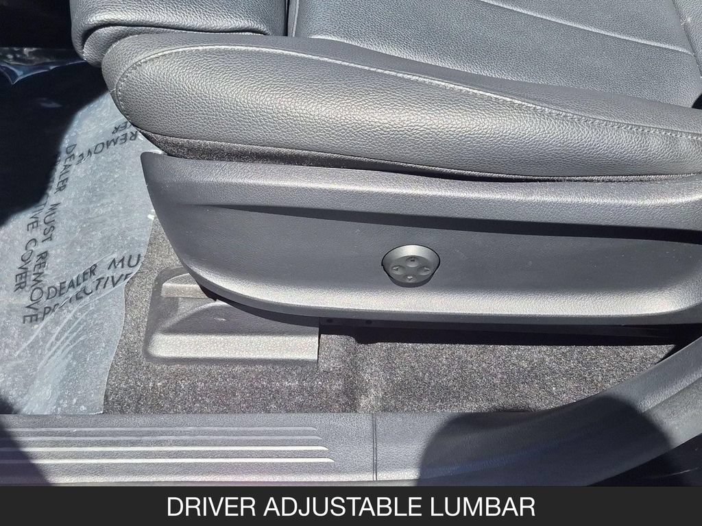 Used 2024 Mercedes-Benz EQB 250+ image 15