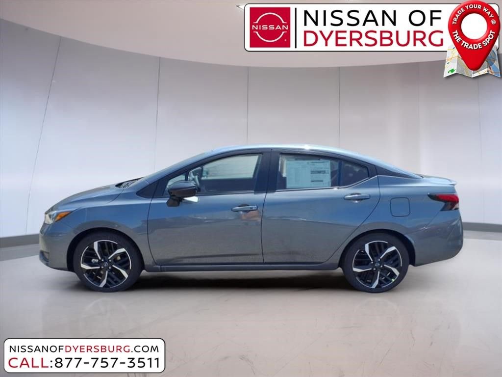 New 2025 Nissan Versa SR w/ Trunk Package FWD image 6