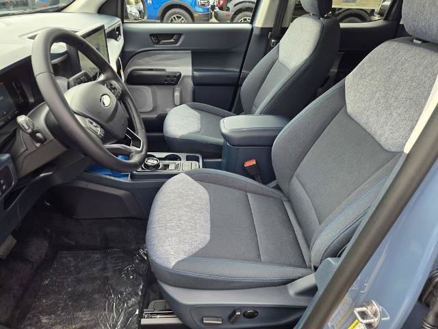 New 2026 Ford Maverick XLT w/ XLT Luxury Package FWD image 18