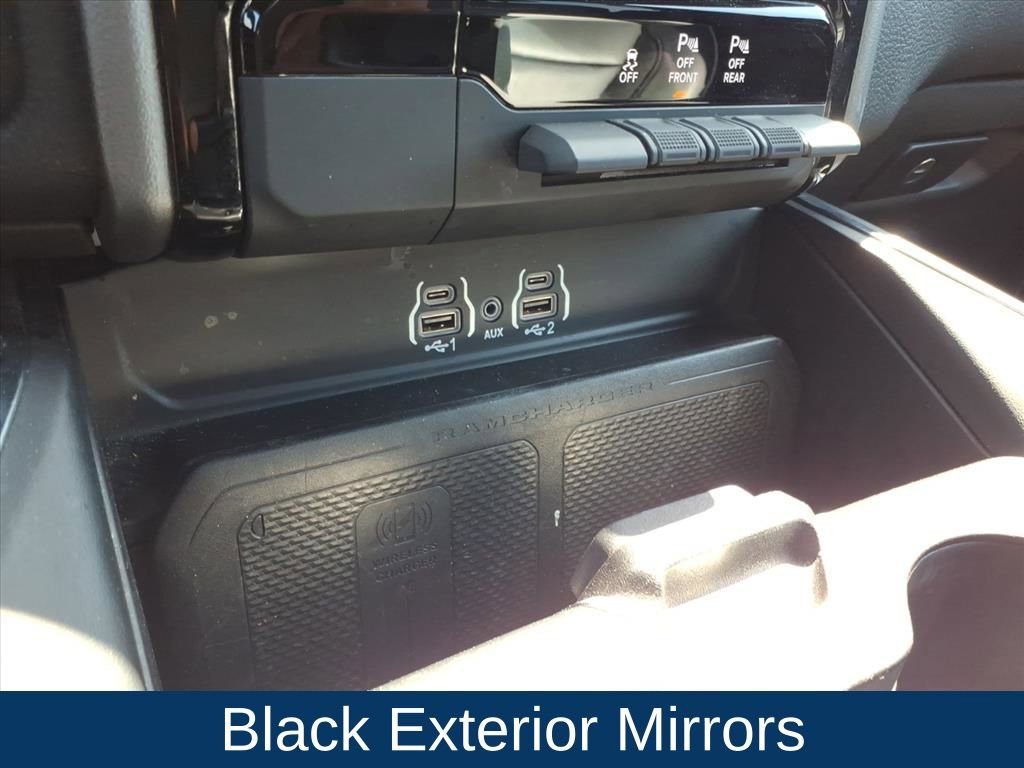 Used 2025 RAM 1500 Laramie AWD/4WD image 9