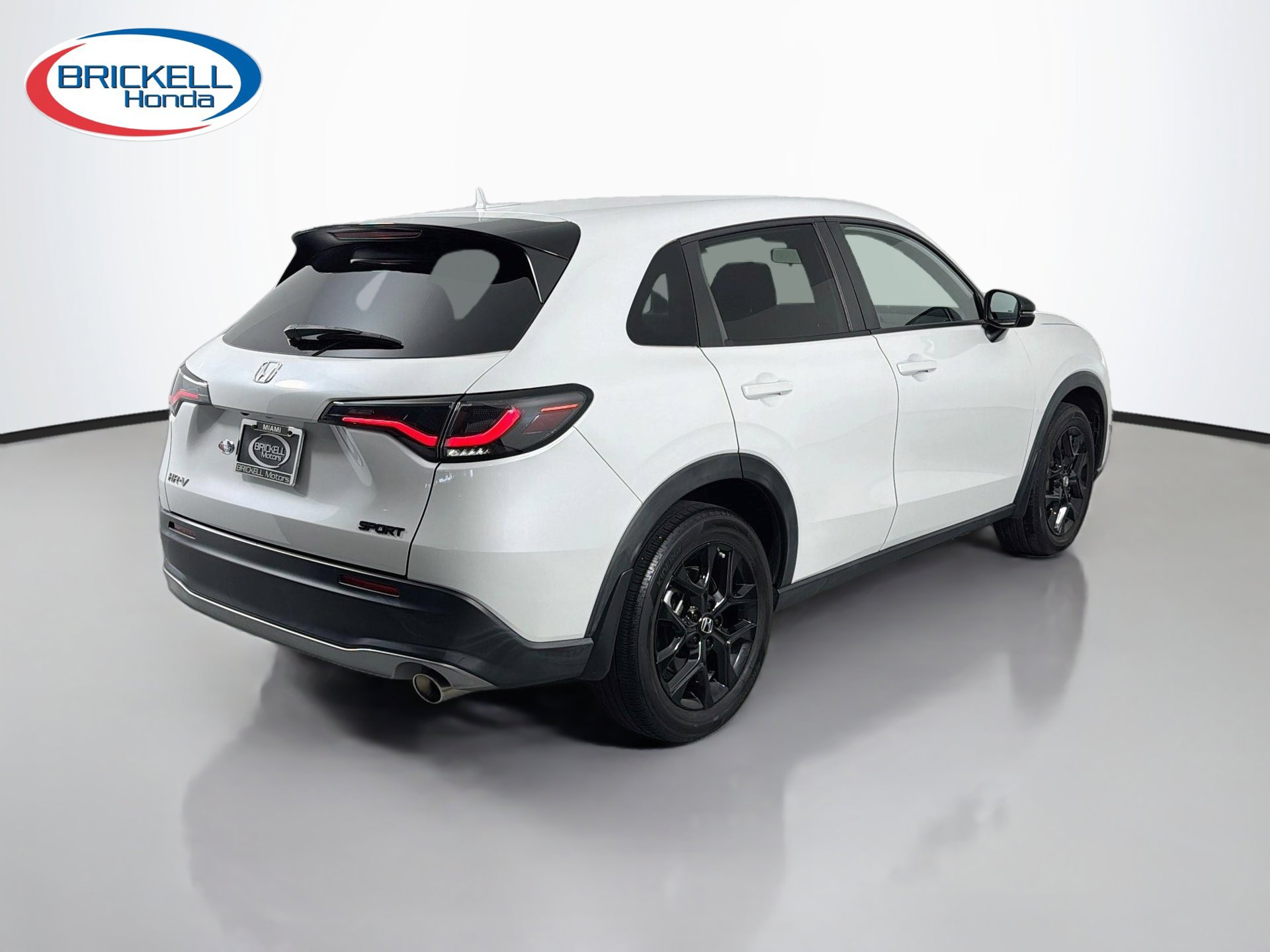 Used 2024 Honda HR-V Sport image 3