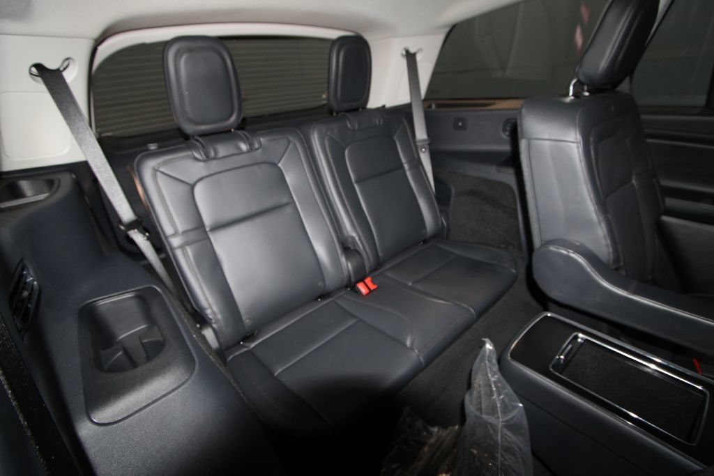 Used 2026 Lincoln Aviator Reserve AWD/4WD image 34