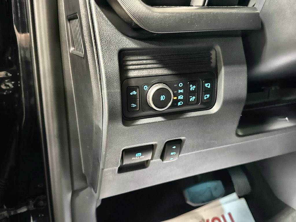 New 2026 Ford F250 Platinum w/ FX4 Off-Road Package image 16