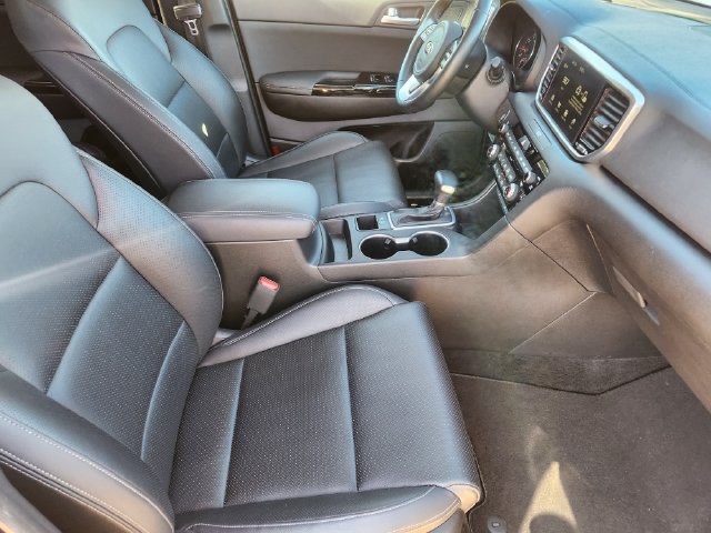 Certified 2022 Kia Sportage EX FWD image 14