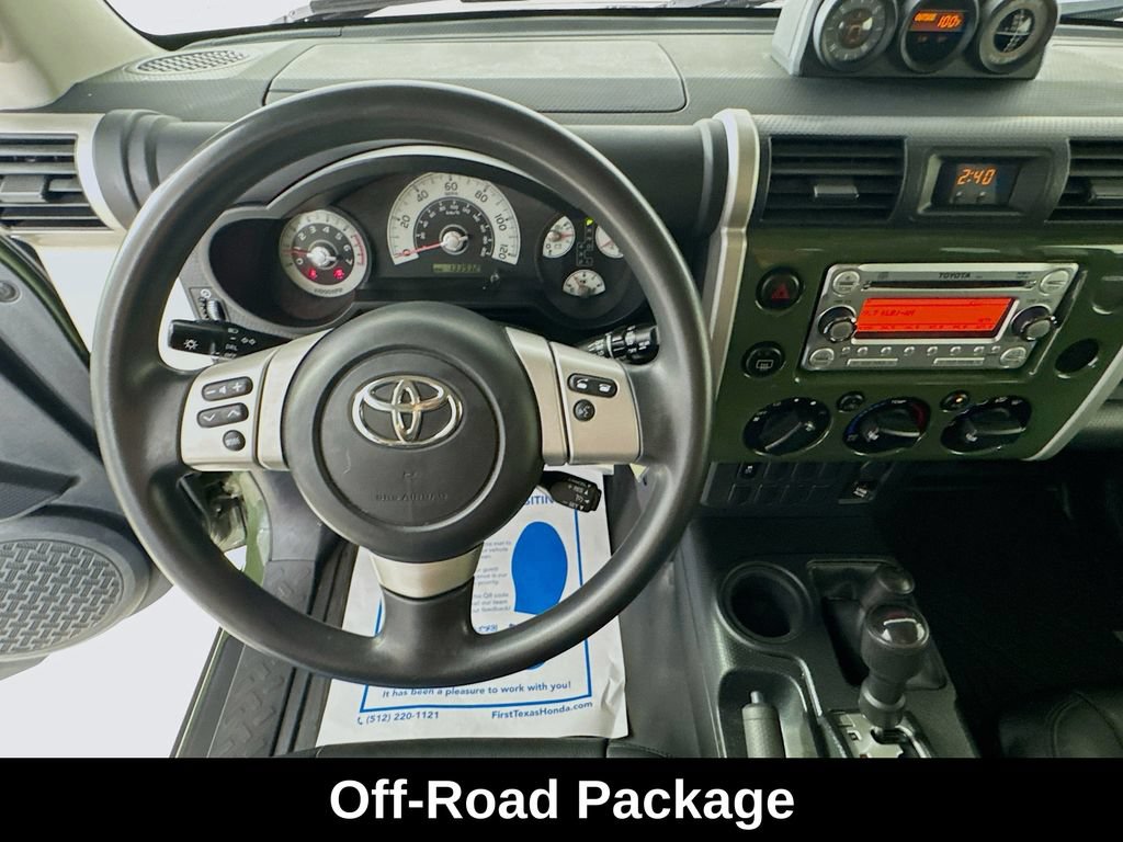 Used 2014 Toyota FJ Cruiser 4WD w/ Convenience Package image 13