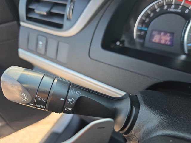 Used 2014 Toyota Camry SE FWD image 25