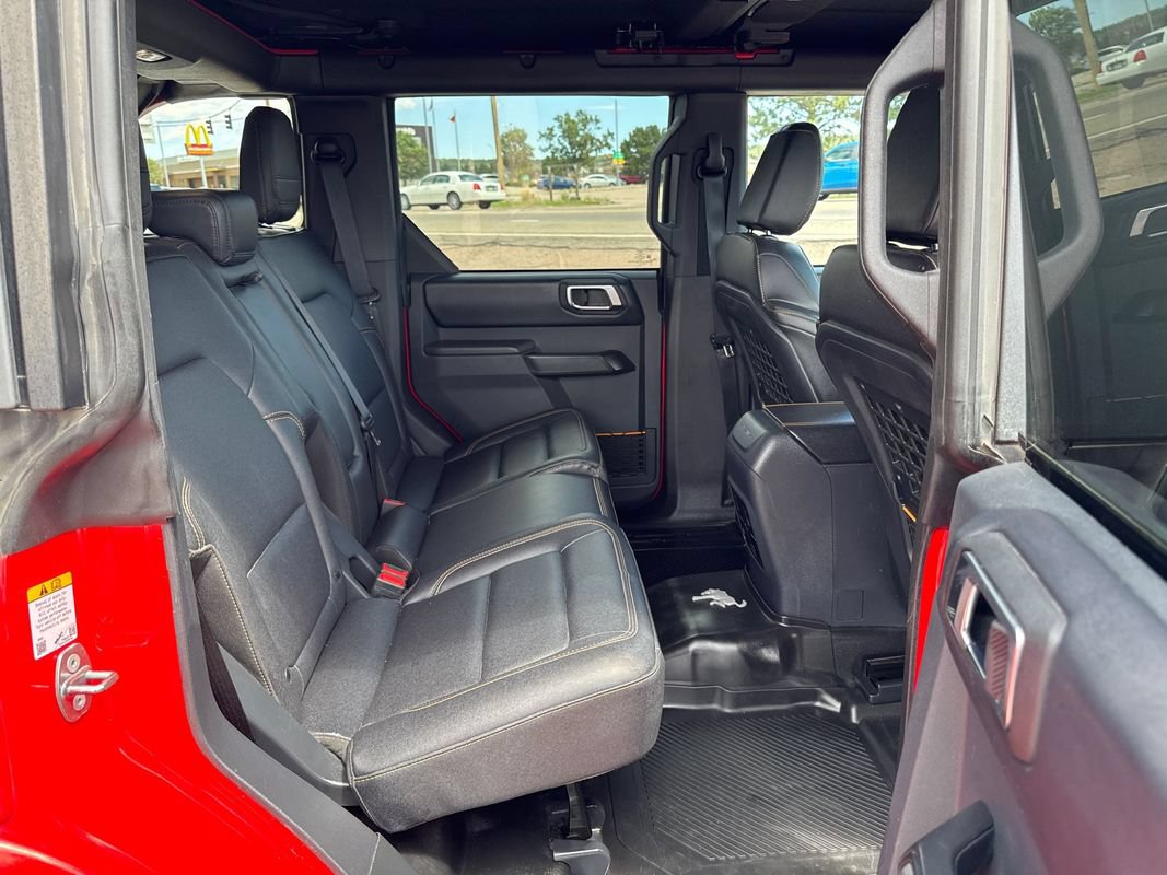 Used 2024 Ford Bronco Badlands AWD/4WD image 18