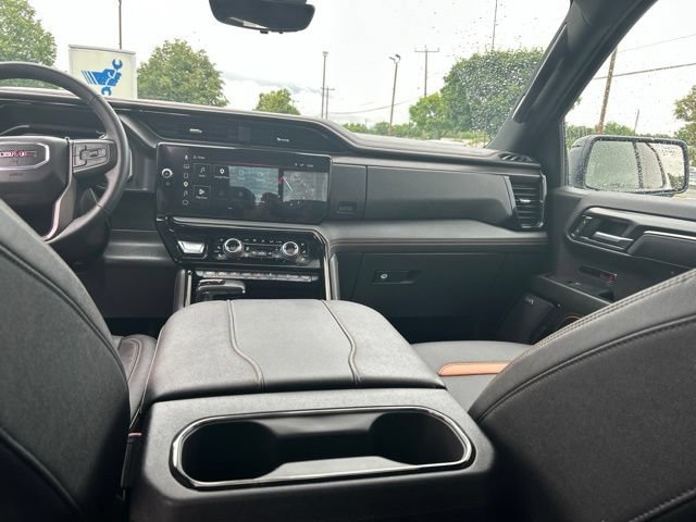 Used 2025 GMC Sierra 1500 AT4 w/ AT4 Premium Package AWD/4WD image 22