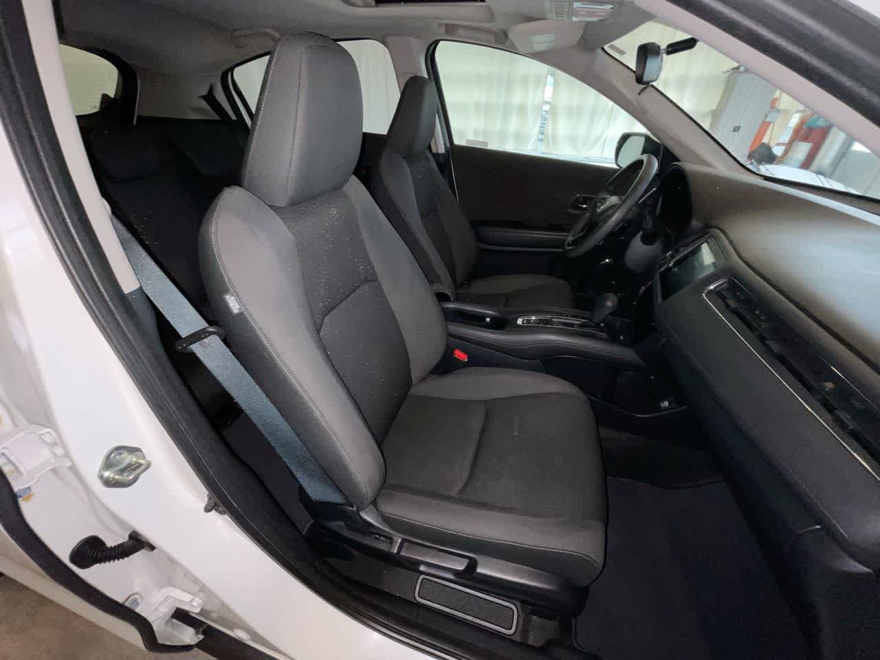Used 2019 Honda HR-V EX image 26