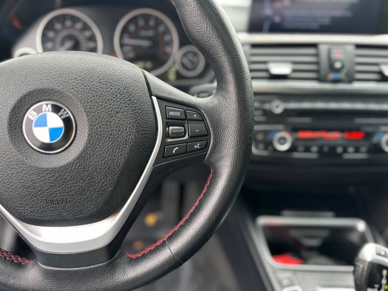 Used 2013 BMW 335i xDrive Sedan AWD/4WD image 23