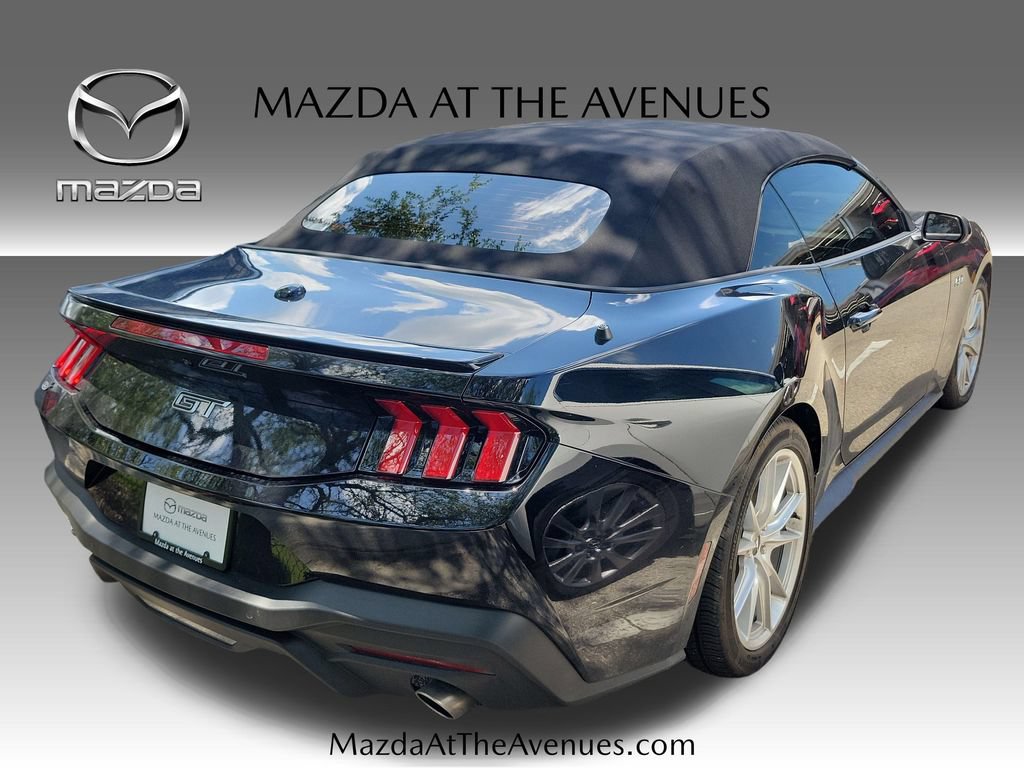 Used 2025 Ford Mustang GT Premium RWD image 15
