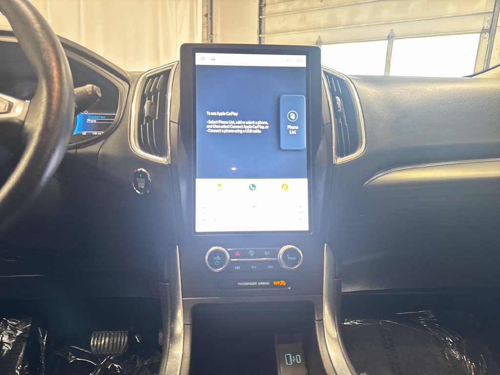 Used 2023 Ford Edge Titanium AWD/4WD image 19