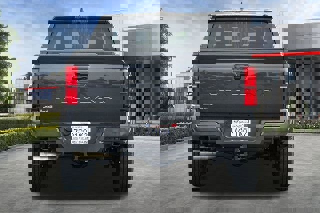 Used 2025 Toyota Tacoma SR5 image 5