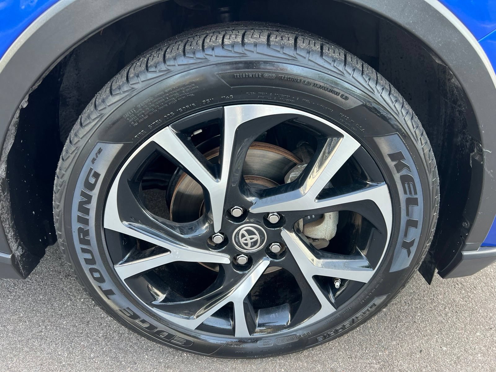 Used 2021 Toyota C-HR XLE FWD image 10