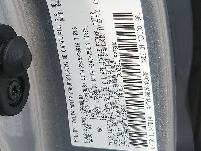 Used 2022 Toyota Tacoma SR AWD/4WD image 19