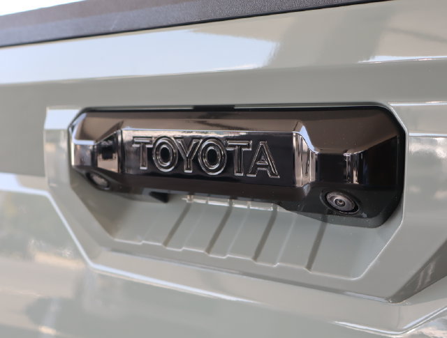 Used 2025 Toyota Tundra Limited w/ TRD Off-Road Package AWD/4WD image 54