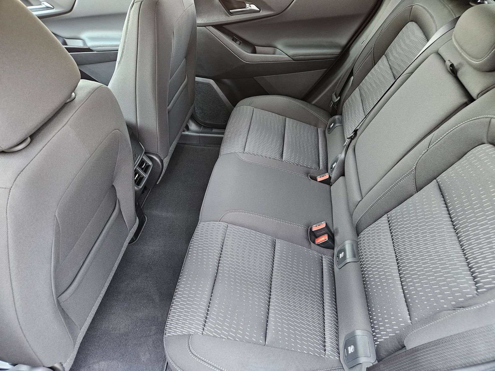 New 2027 Chevrolet Equinox LT w/ Midnight Edition FWD image 27