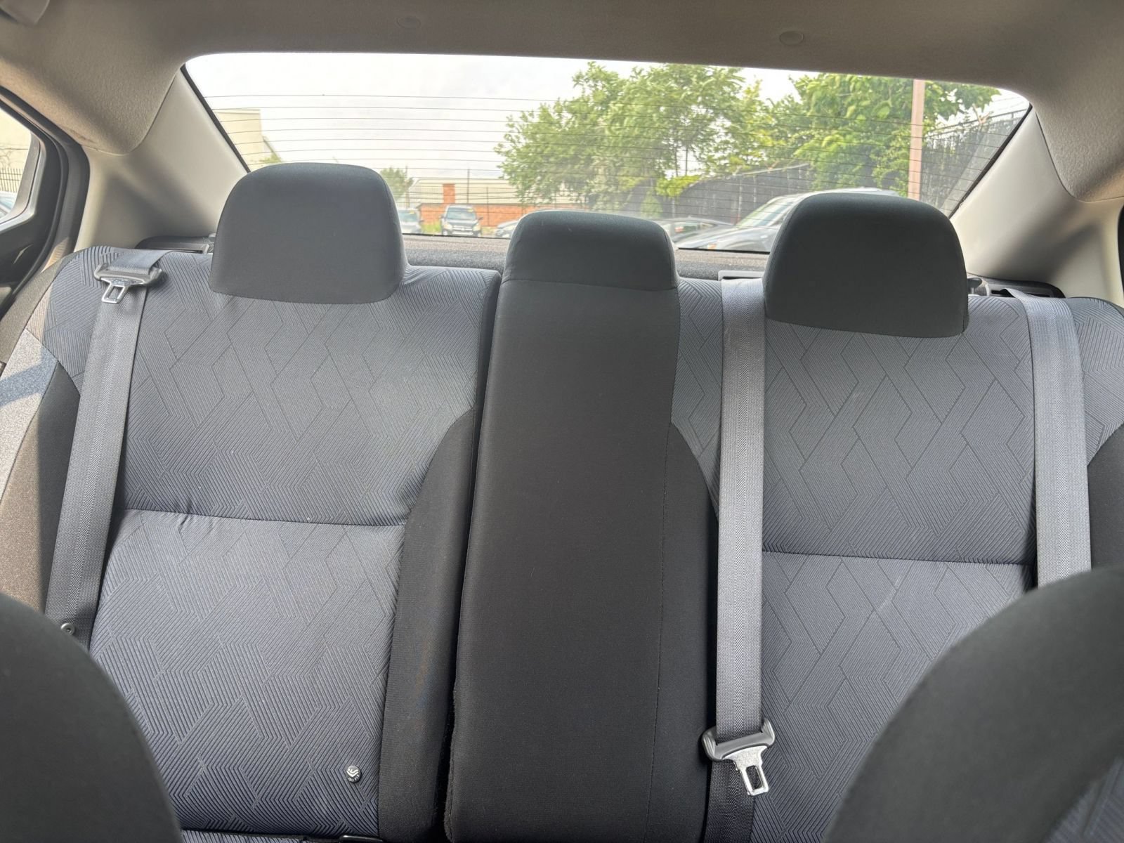 Used 2025 Nissan Versa SV FWD image 36