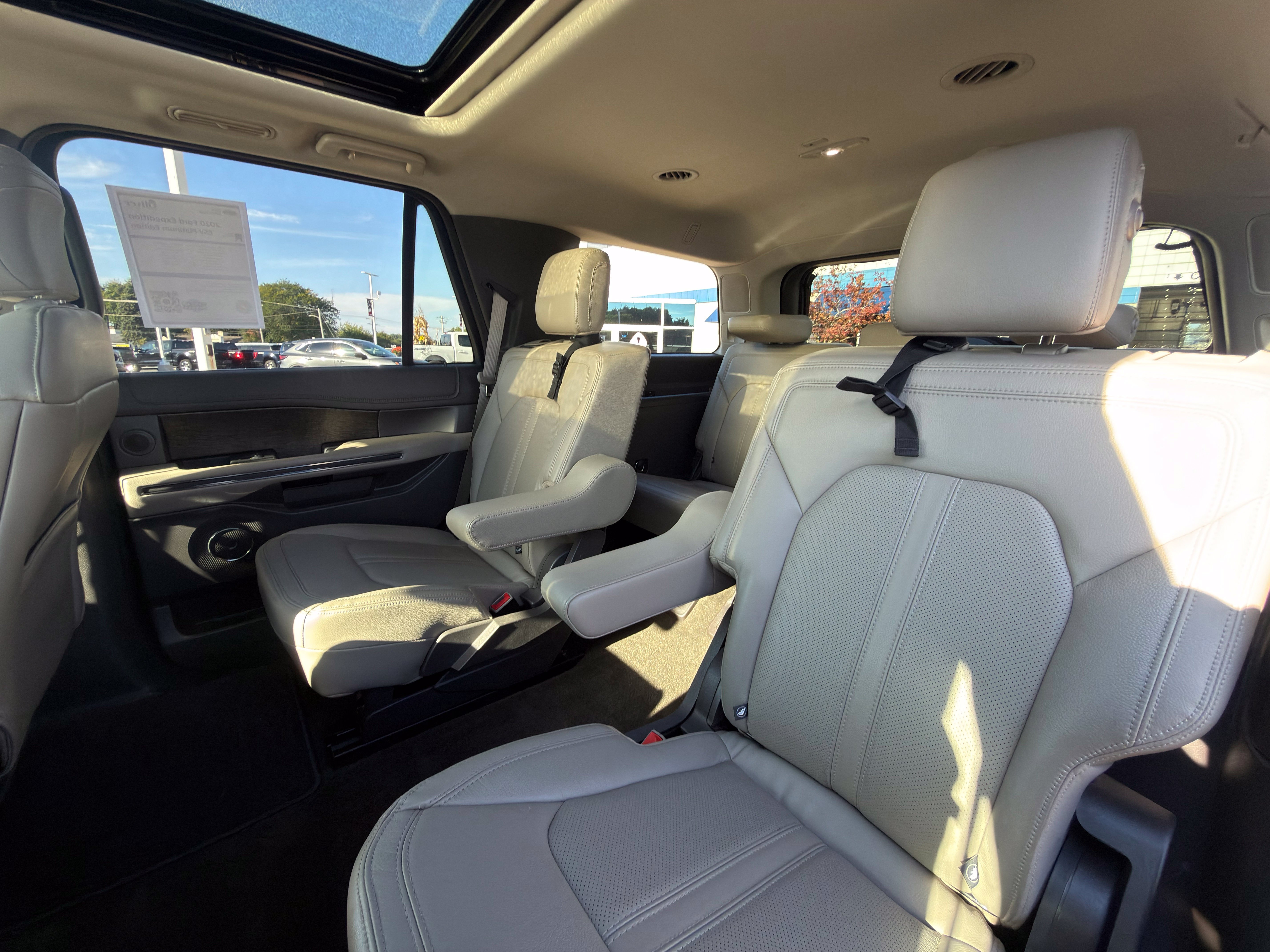 Certified 2020 Ford Expedition Limited w/ Equipment Group 301A AWD/4WD image 27