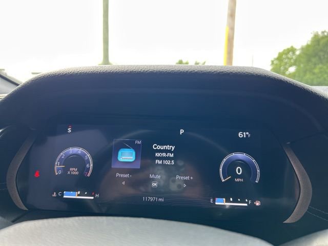 Used 2022 Jeep Grand Cherokee L Laredo RWD image 24