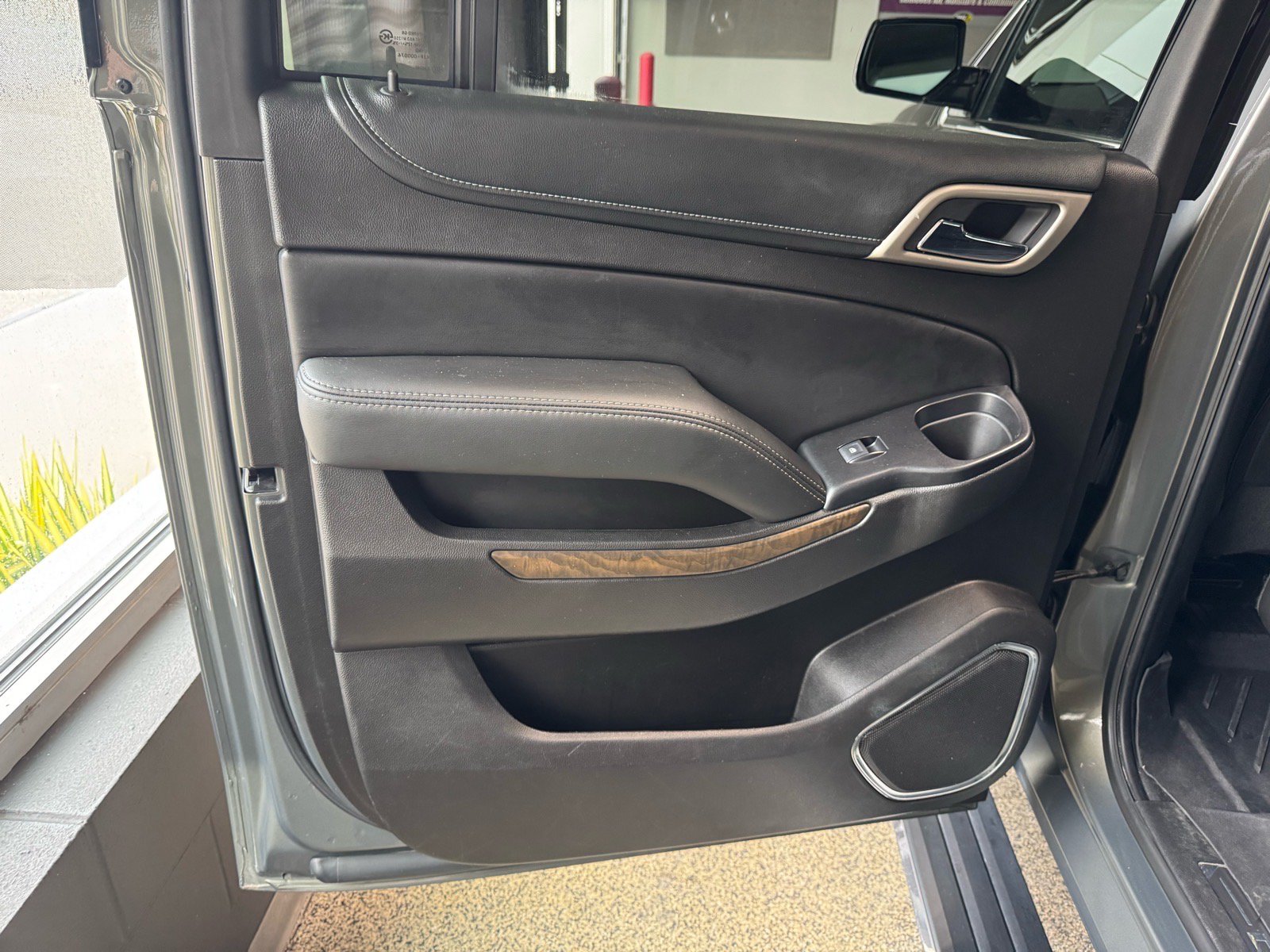 Used 2018 GMC Yukon XL Denali w/ Denali Ultimate Package AWD/4WD image 12