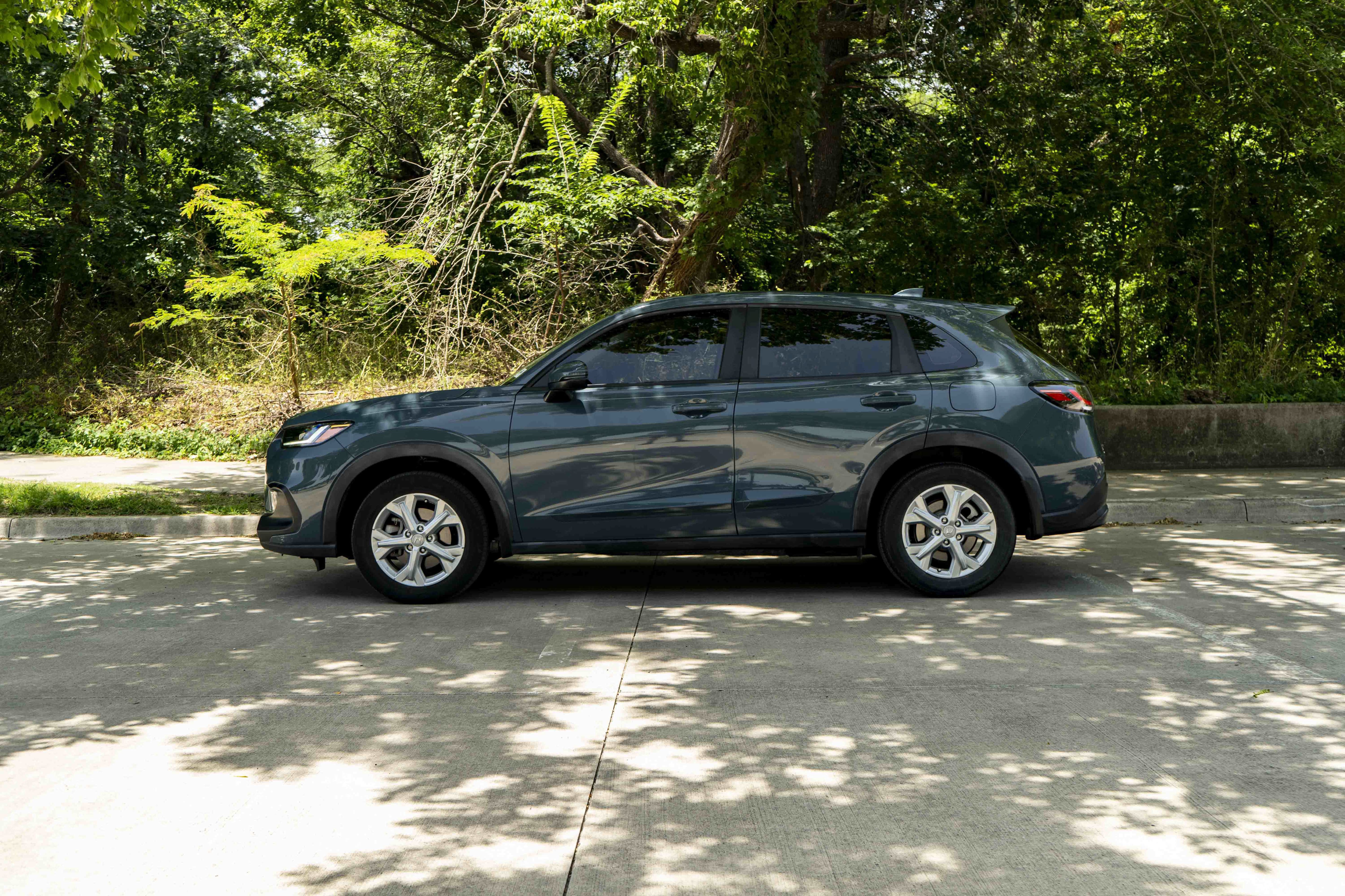 Used 2023 Honda HR-V LX image 6