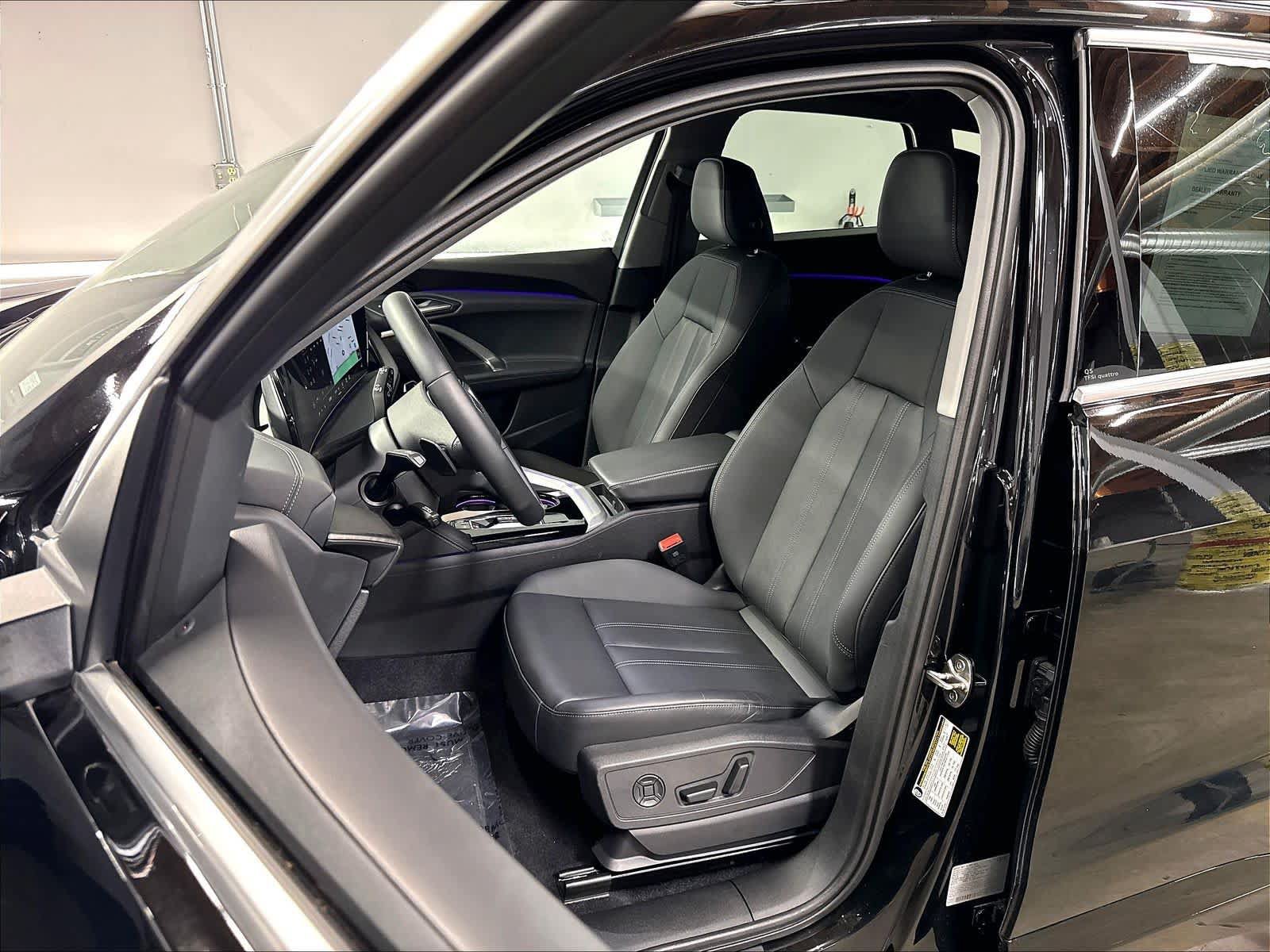 Certified 2025 Audi Q5 Premium w/ Convenience Package AWD/4WD image 27