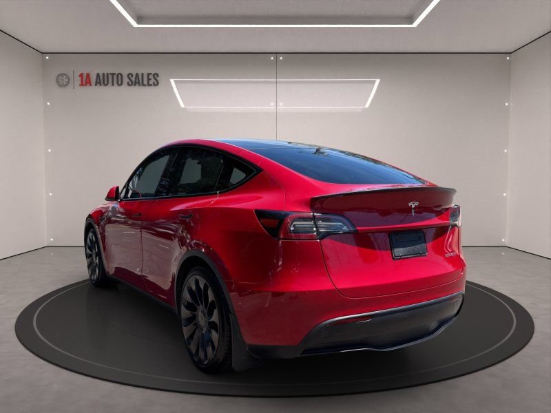 Used 2023 Tesla Model Y Performance AWD/4WD image 3