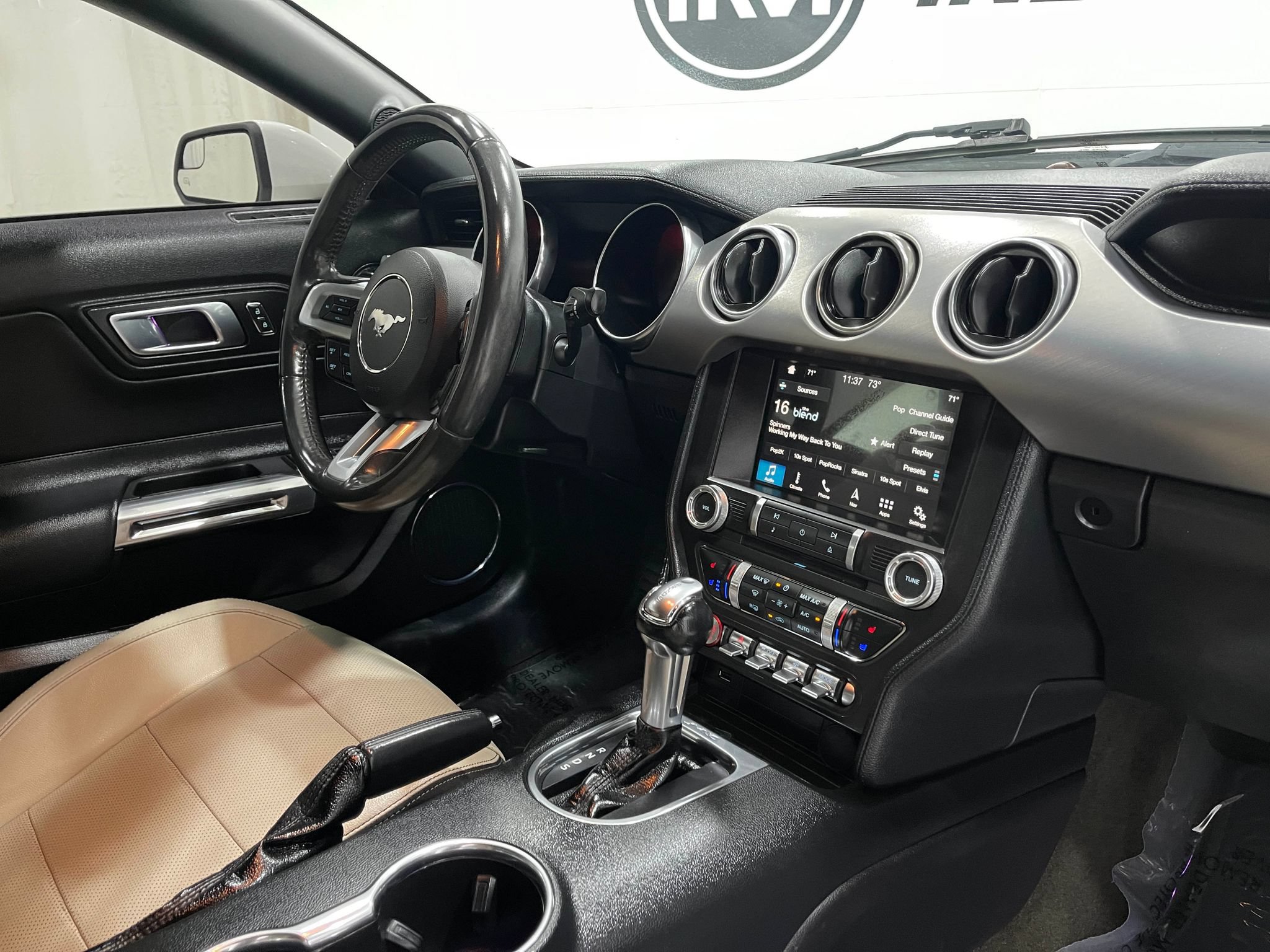 Used 2018 Ford Mustang GT Premium RWD image 19