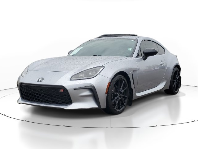 Used 2023 Toyota GR86 Premium w/ ALL Weather Mat Package (TMS) RWD image 2
