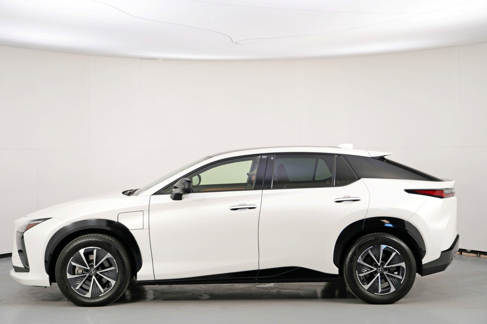 Used 2023 Lexus RZ 450e Premium w/ Accessory Package (2T) image 50