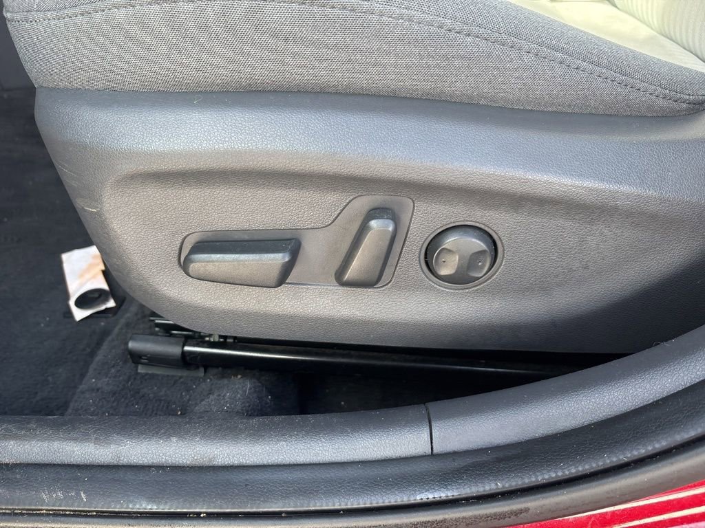 Used 2020 Hyundai Ioniq SEL image 16