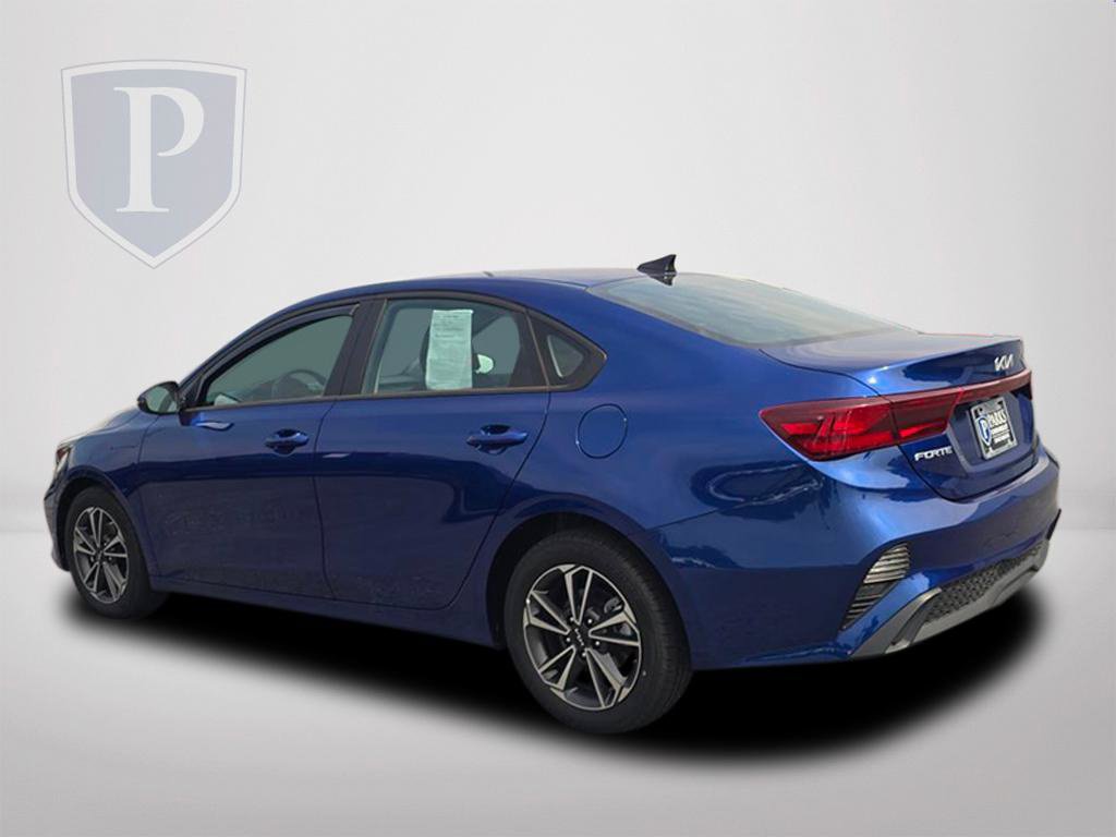Used 2024 Kia Forte LXS w/ LXS Technology Package FWD image 10