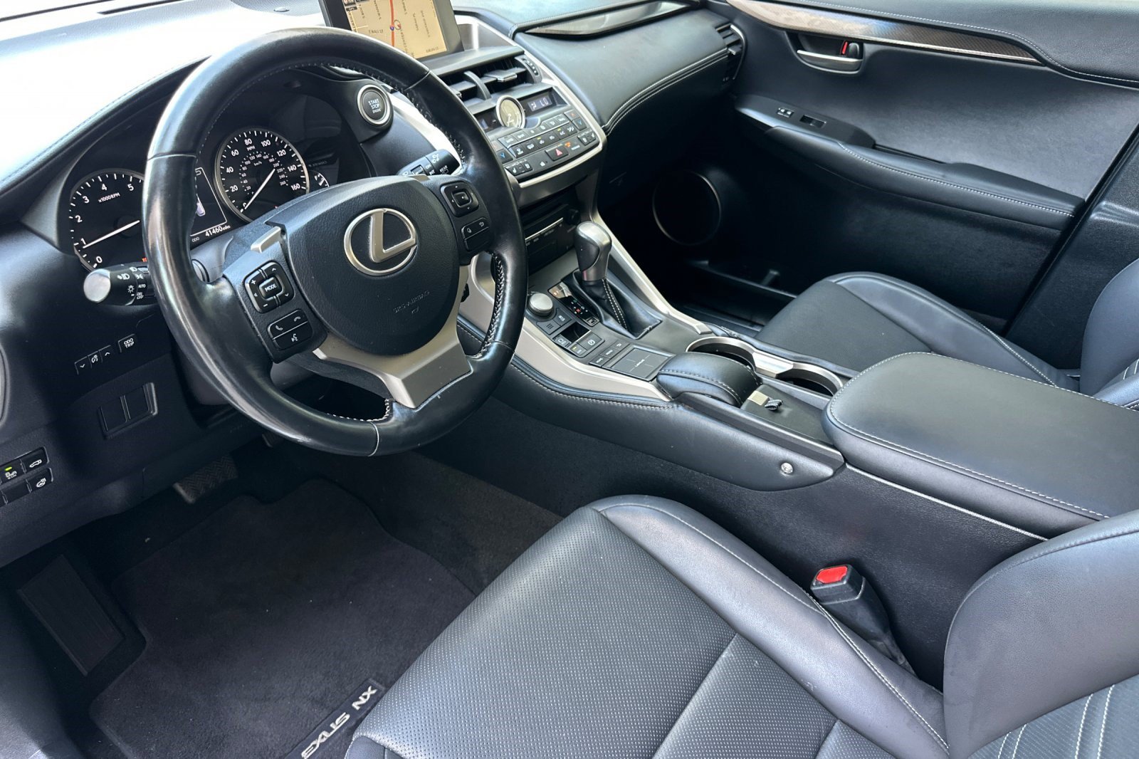 Used 2017 Lexus NX 200t FWD w/ Premium Package image 4