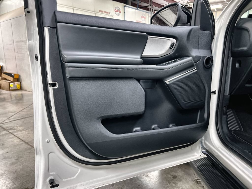 New 2026 Ford Expedition Active AWD/4WD image 17
