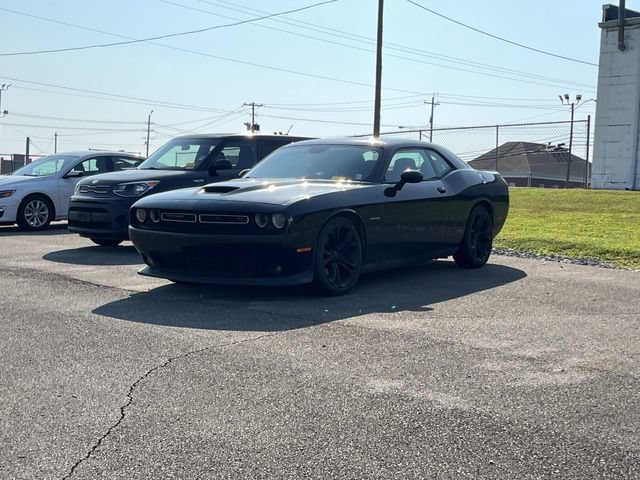 Used 2020 Dodge Challenger R/T RWD image 7