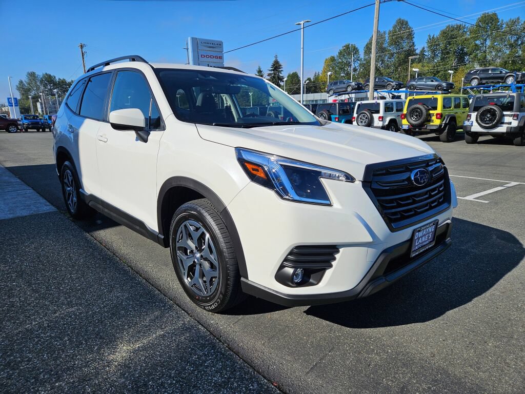 Used 2024 Subaru Forester Premium AWD/4WD image 6
