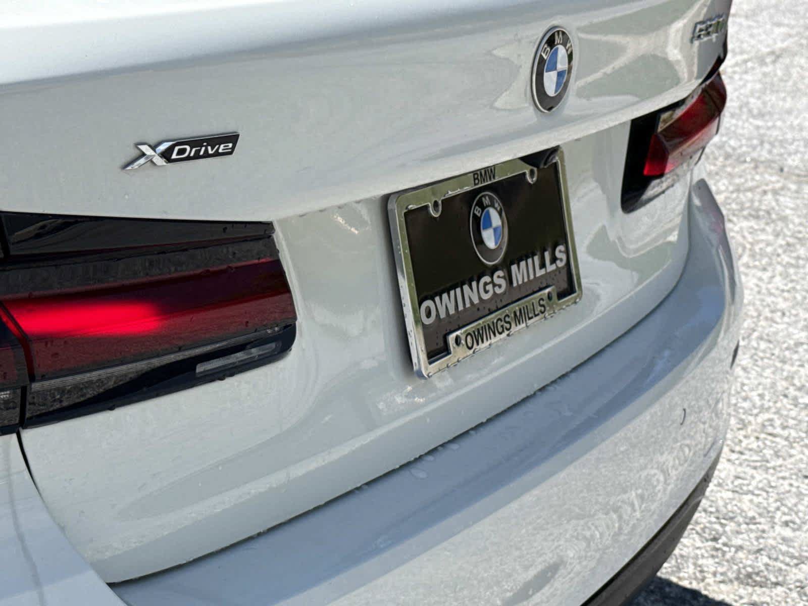 Used 2023 BMW 530i xDrive w/ Convenience Package AWD/4WD image 21