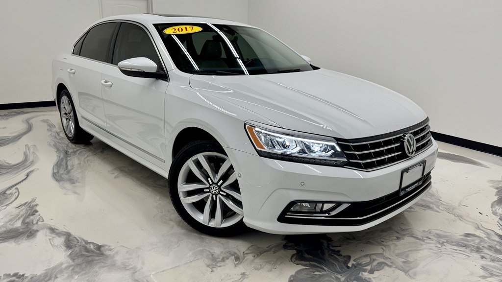Used 2017 Volkswagen Passat 1.8T SEL Premium FWD image 2