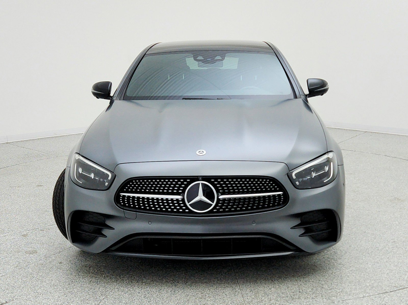Used 2022 Mercedes-Benz E 350 Sedan image 2