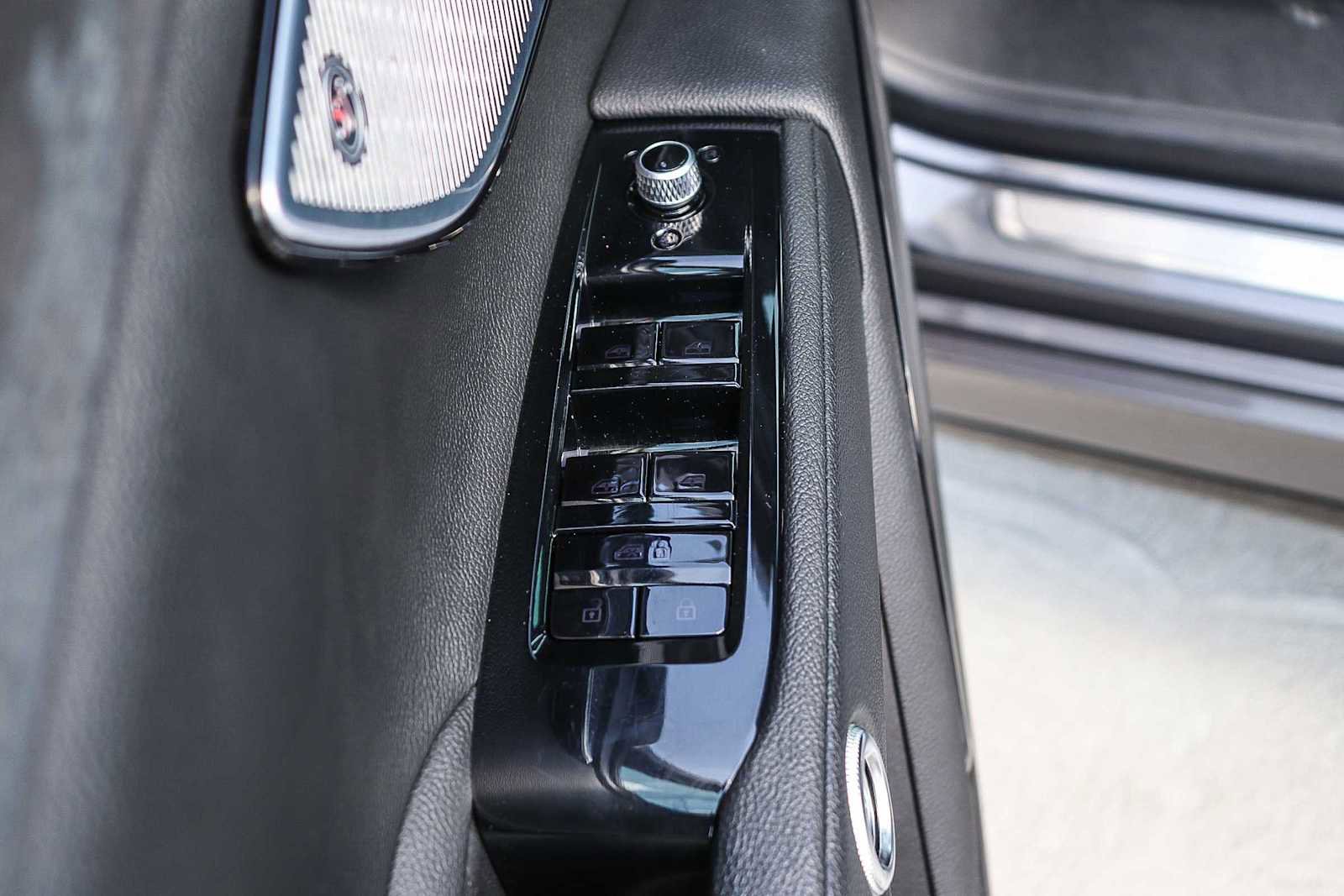 Used 2023 Maserati Grecale Modena AWD/4WD image 26